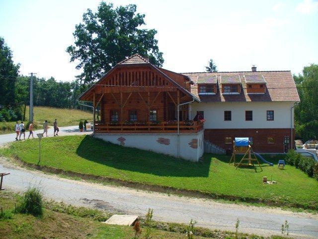 Orszem Fogado Otel Szalafő Dış mekan fotoğraf